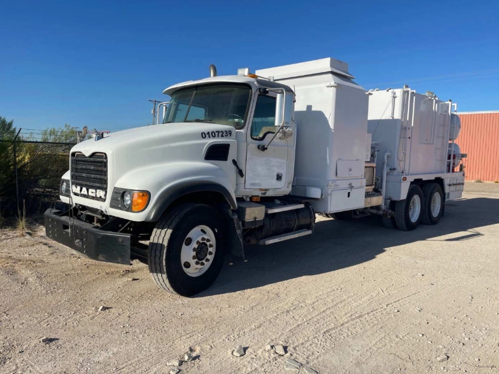 2003 MACK CVS713 HOT OILER TRUCK - 3
